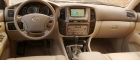 2002 Toyota Land Cruiser 100 (unutrašnjost)